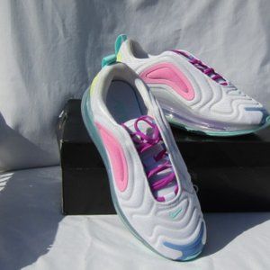 Nike multicolor 720's